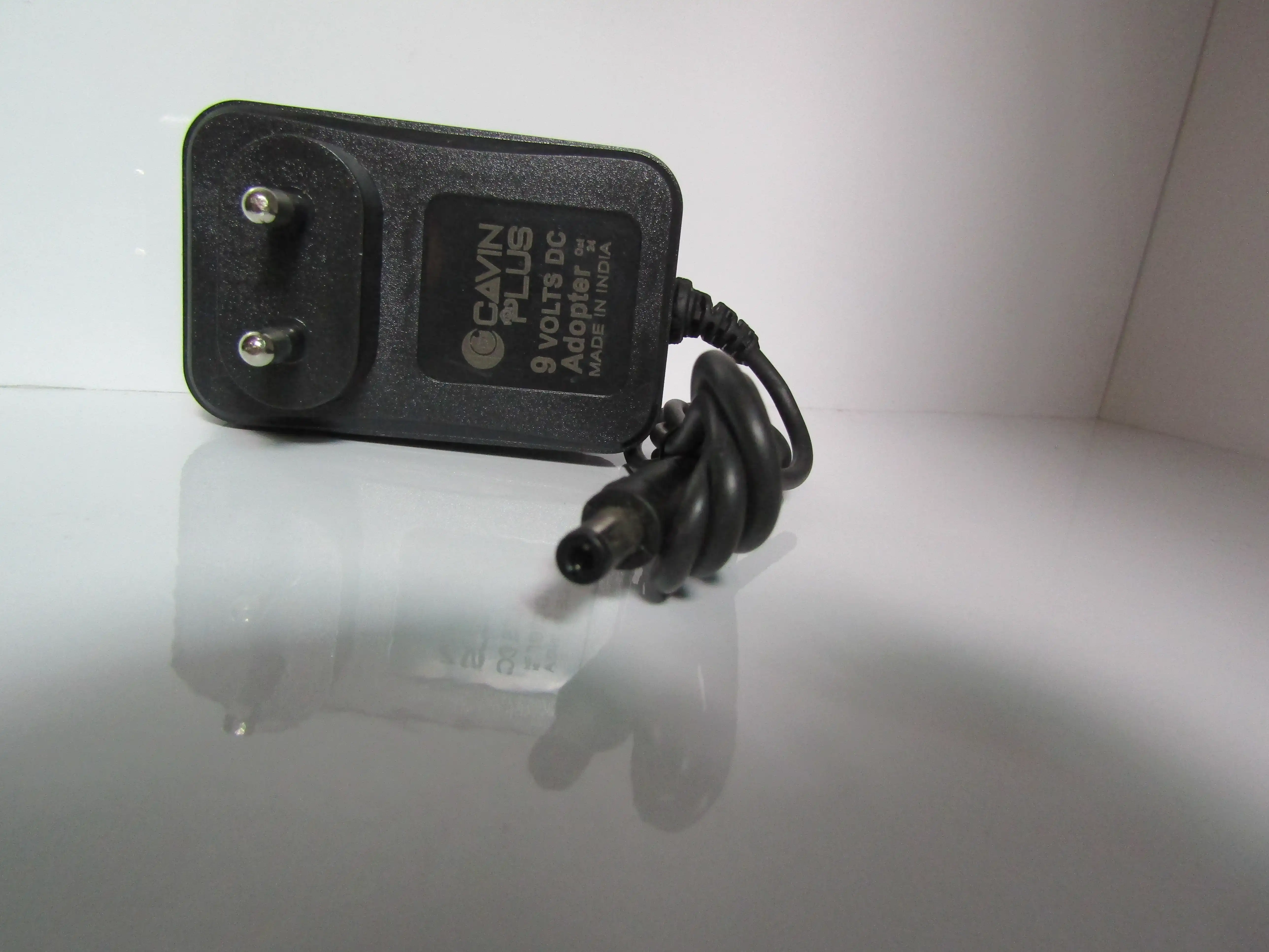 9V 2A Adapter