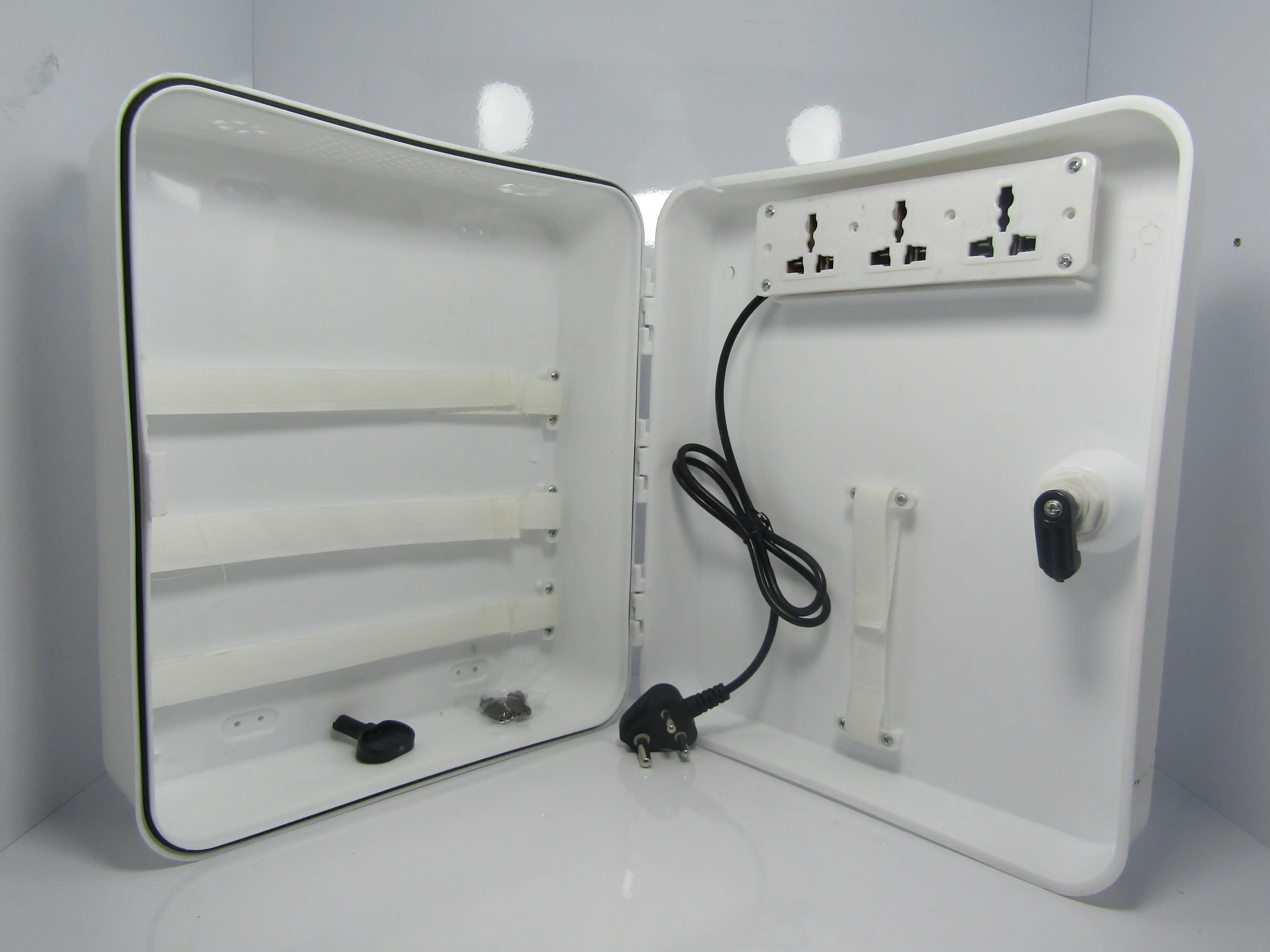 Cavin Plus Plastic PVC RACK